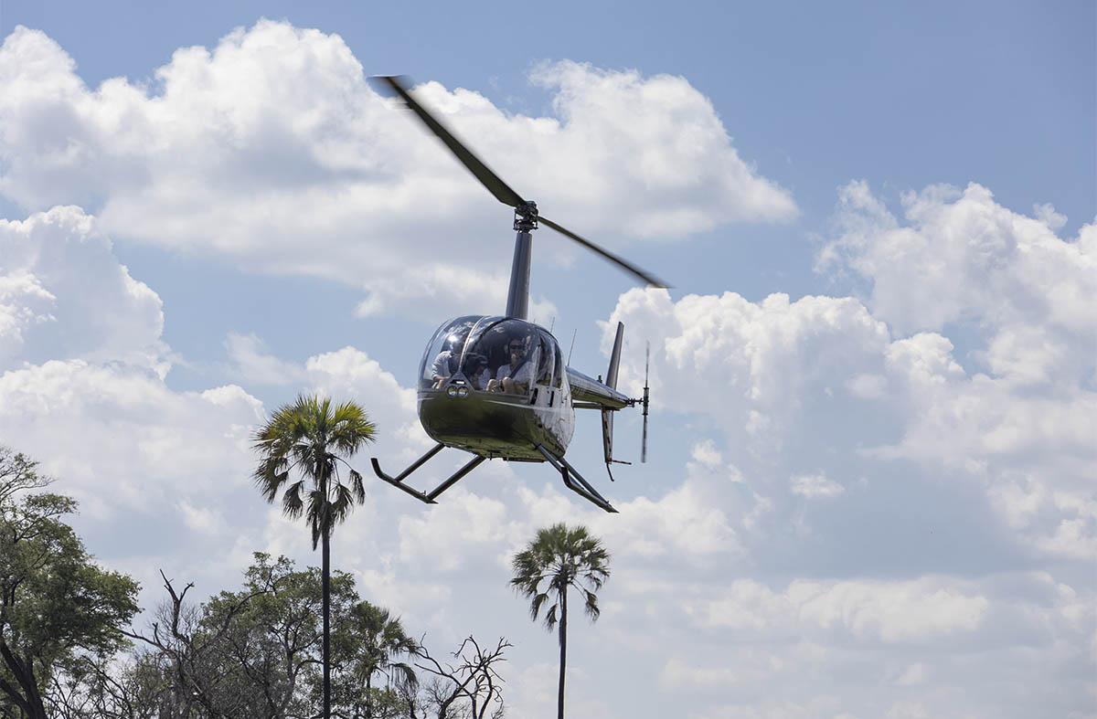Return Helicopter Doors-On - Fly-In Lodge Stay from The Heliport